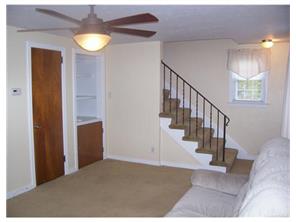 914 Gary Ave, Clairton, PA 15025 photo 13