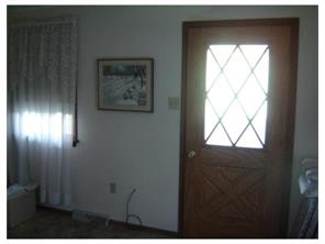 5892 Lee St, Export, PA 15632 photo 3