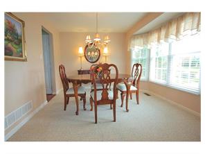 118 Walnut, Eighty Four, PA 15330 photo 3
