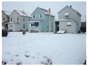 421 Walnut St, Vandergrift, PA 15690 photo 2