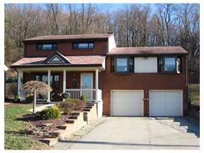 13640 St Clair Dr, Irwin, PA 15642 photo 1