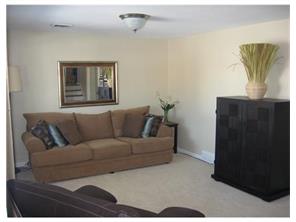 13640 St Clair Dr, Irwin, PA 15642 photo 5