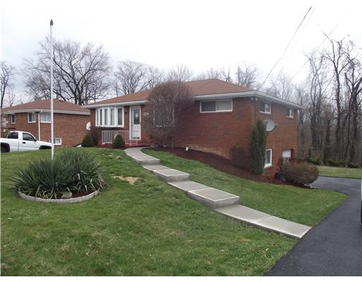 1181 Marcia Dr, Irwin, PA 15642 photo 1