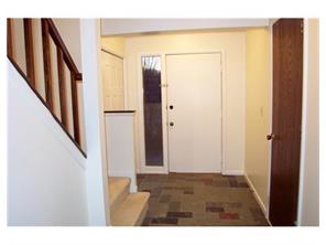 208 Georgetown Ln, Export, PA 15632 photo 2