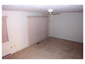 208 Georgetown Ln, Export, PA 15632 photo 4
