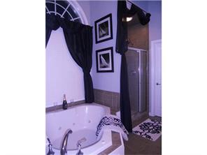571 E Vanderbilt Dr, Mars, PA 16046 photo 7