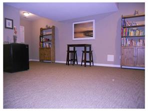 571 E Vanderbilt Dr, Mars, PA 16046 photo 13