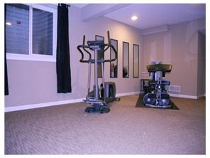 571 E Vanderbilt Dr, Mars, PA 16046 photo 12