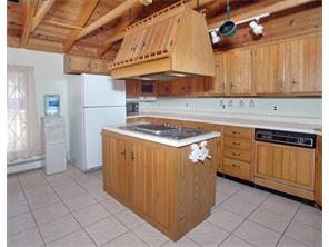 374 First St, Irwin, PA 15642 photo 2
