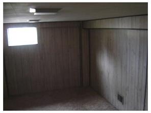2139 Elizabeth St, Export, PA 15632 photo 6