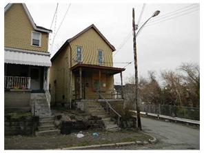 619 5th St, Braddock, PA 15104 photo 1