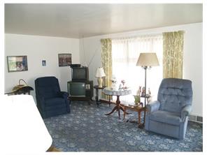 111 Clover Dr, Monaca, PA 15061 photo 4