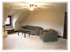1055 Devon Rd, Pittsburgh, PA 15213 photo 18