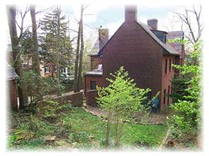 1055 Devon Rd, Pittsburgh, PA 15213 photo 4