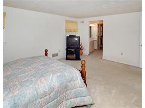 5806 Claridge Rd, Export, PA 15632 photo 12