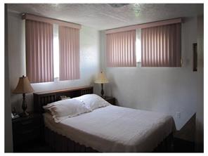 13740 St Clair Dr, Irwin, PA 15642 photo 9