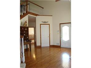 2 Colonial Cir, Irwin, PA 15642 photo 4