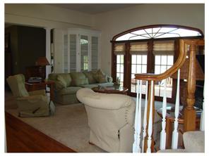 2 Colonial Cir, Irwin, PA 15642 photo 7