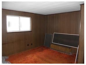 160 First Ave, New Eagle, PA 15067 photo 4