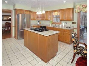 2926 Bryer Ridge Ct, Export, PA 15632 photo 4
