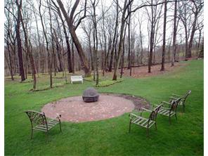 2926 Bryer Ridge Ct, Export, PA 15632 photo 3