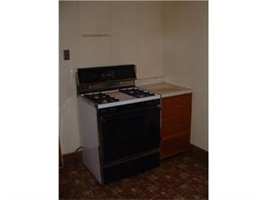 545 Walnut St, Vandergrift, PA 15690 photo 6