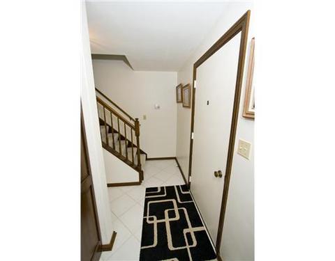2948 Arrowhead Ct, Export, PA 15632 photo 5