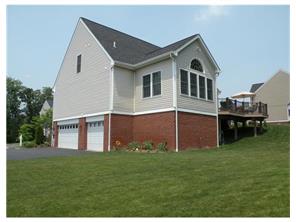 1663 Heritage Dr, Pittsburgh, PA 15237 photo 4