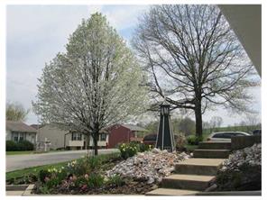 1888 Ivanhoe Dr, Irwin, PA 15642 photo 3