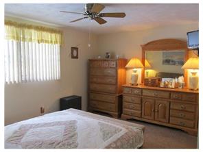 1888 Ivanhoe Dr, Irwin, PA 15642 photo 10