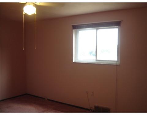 24 Dover Rd, Irwin, PA 15642 photo 8