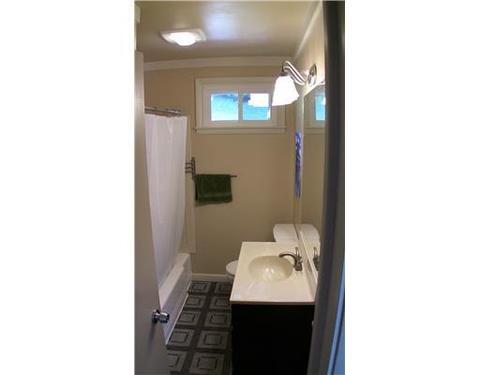 455 Second Ave, New Eagle, PA 15067 photo 9