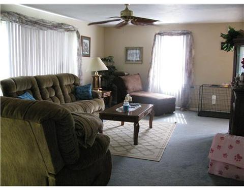 2002 Rutledge Rd, Transfer, PA 16154 photo 11