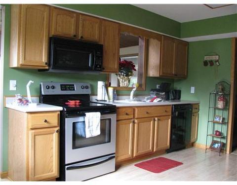 2002 Rutledge Rd, Transfer, PA 16154 photo 3