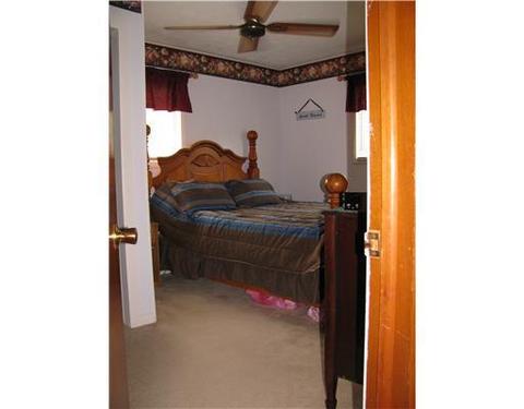 2002 Rutledge Rd, Transfer, PA 16154 photo 14