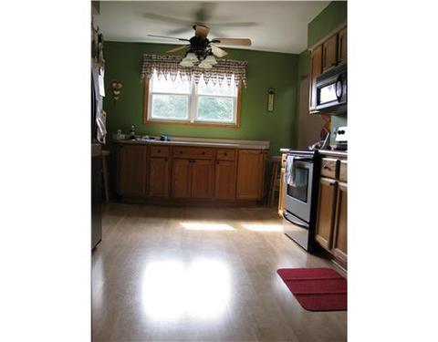 2002 Rutledge Rd, Transfer, PA 16154 photo 5