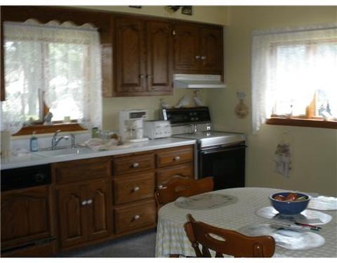 3032 River Rd, Vandergrift, PA 15690 photo 2