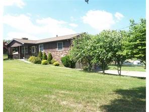 1260 S Walnut St, Monaca, PA 15061 photo 2