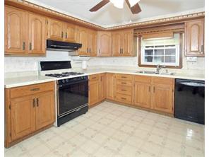 2357 Adams, Export, PA 15632 photo 2