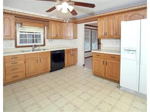 2357 Adams, Export, PA 15632 photo 3