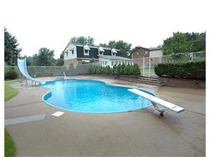 2357 Adams, Export, PA 15632 photo 18