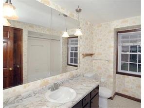 2357 Adams, Export, PA 15632 photo 16