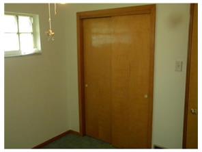 13460 St Clair Dr, Irwin, PA 15642 photo 10