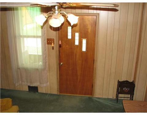 519 8th St, Irwin, PA 15642 photo 8