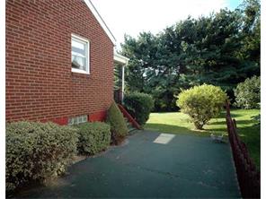 11239 White St, Irwin, PA 15642 photo 15