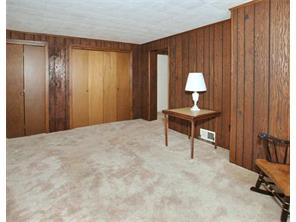 11239 White St, Irwin, PA 15642 photo 9