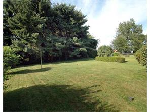 11239 White St, Irwin, PA 15642 photo 17