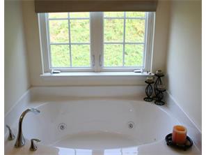 102 Broadstone Dr, Mars, PA 16046 photo 9
