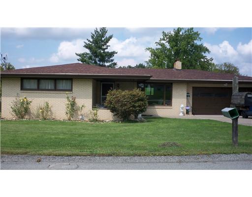 140 Edwin Dr, Irwin, PA 15642 photo 1