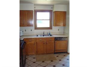 117 Macarthur Rd, Clairton, PA 15025 photo 9